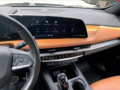 Used 2024 Cadillac XT4 Sport AWD/4WD image 25