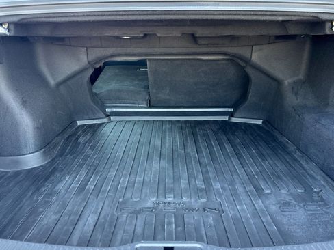 Used 2025 Toyota Crown XLE w/ Carpet Mat Package (TMS) image 16