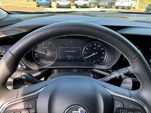 Used 2022 Buick Envision Preferred image 29