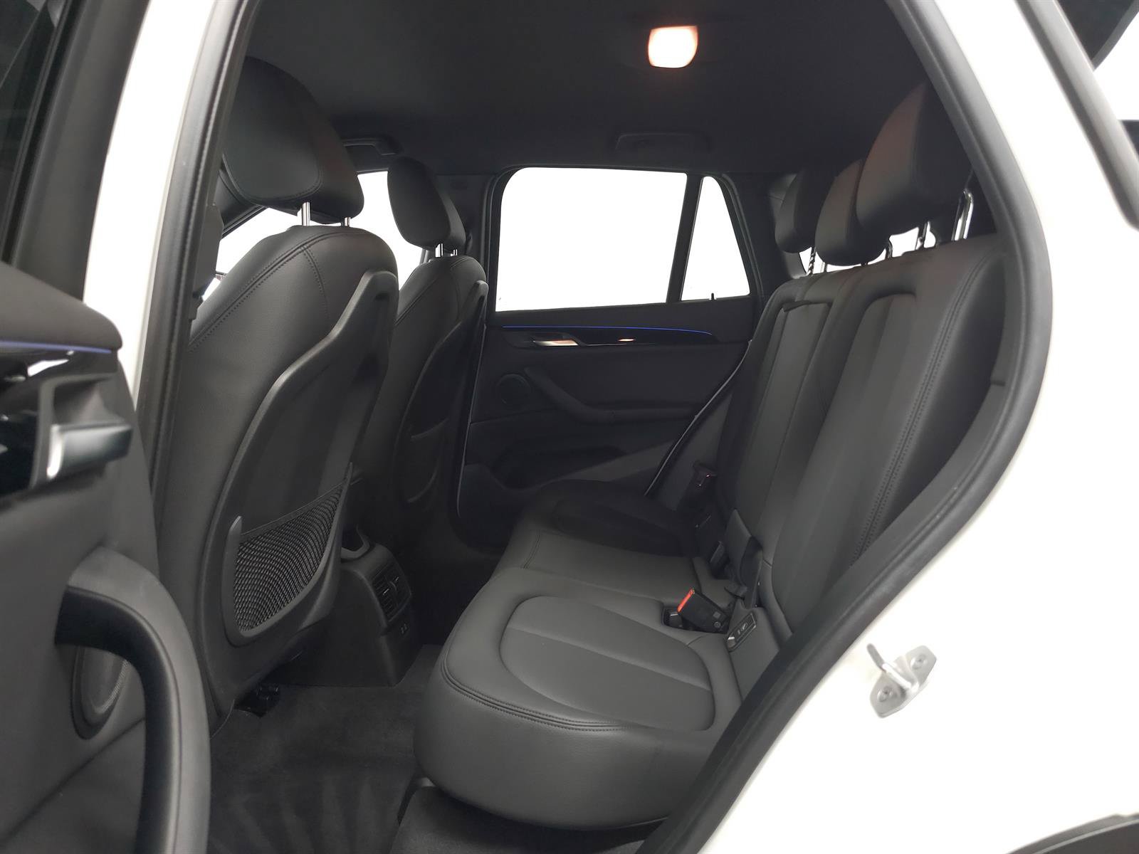 Used 2021 BMW X1 xDrive28i AWD/4WD image 5