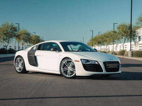 Used 2010 Audi R8 V10 image 4