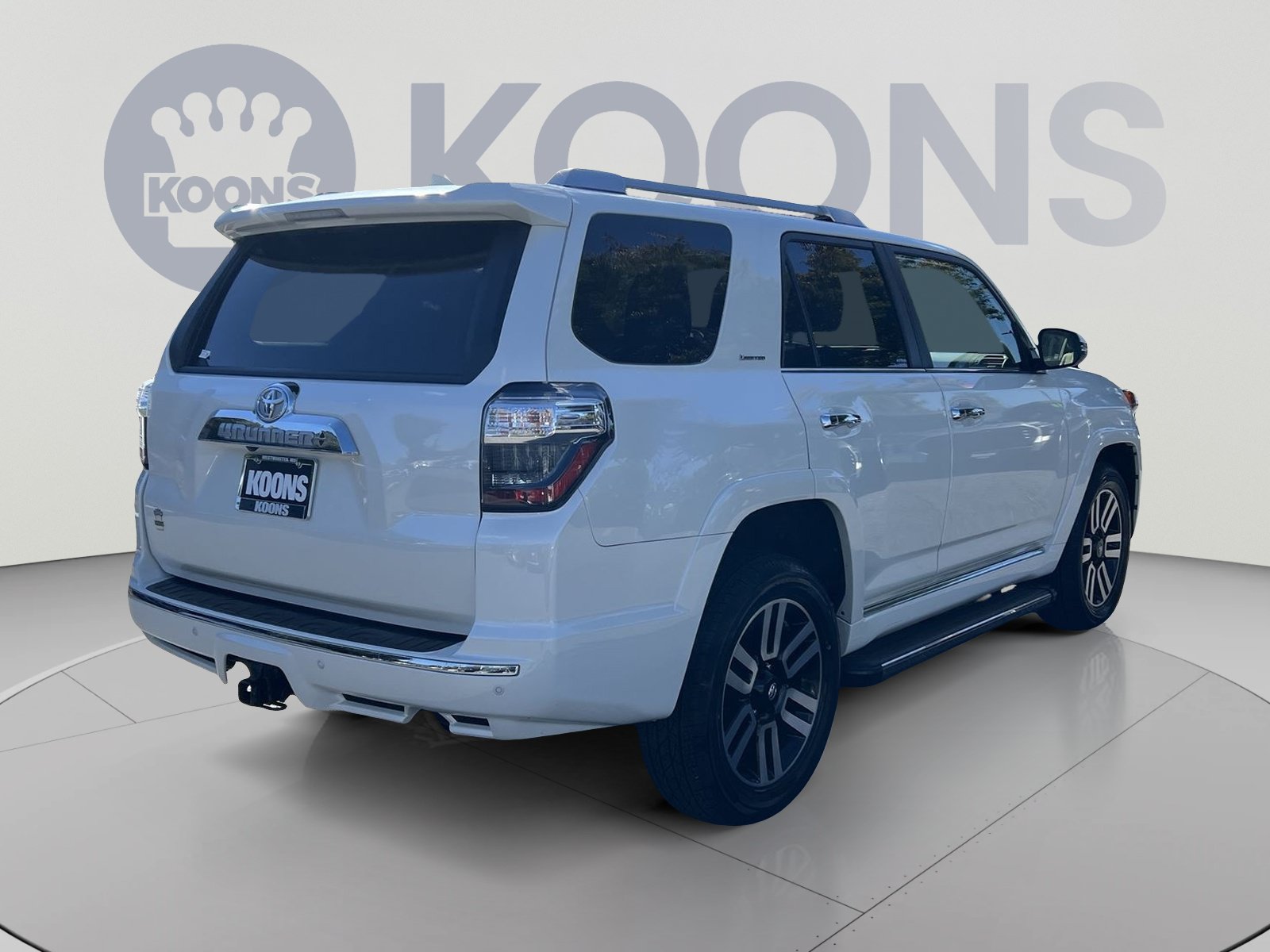 Used 2022 Toyota 4Runner Limited AWD/4WD image 7