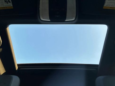 Used 2014 Mercedes-Benz C 63 AMG Sedan w/ Multimedia Package image 30