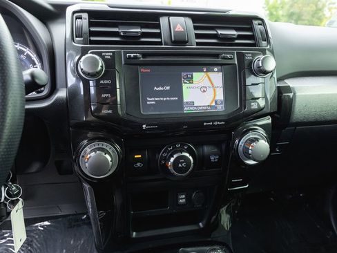 Used 2019 Toyota 4Runner TRD Off-Road AWD/4WD image 17