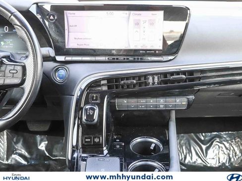 Used 2022 Toyota Mirai w/ Advanced Technology Package RWD image 12
