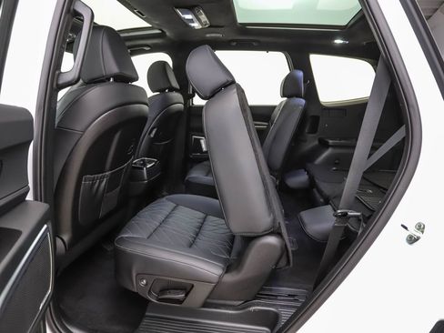 Used 2025 Kia Telluride SX Prestige X-Line image 25