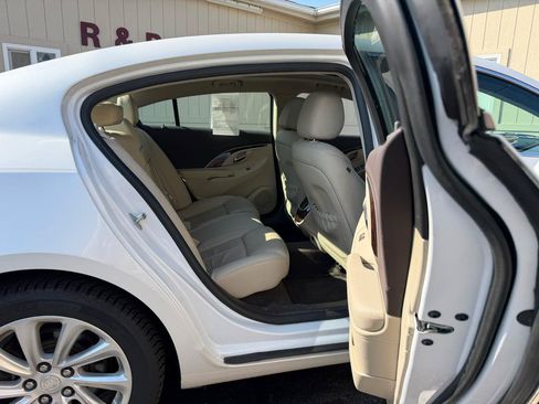 Used 2015 Buick LaCrosse Leather w/ Experience Buick Package FWD image 4