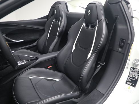 Used 2025 Ferrari 296 GTS RWD image 14