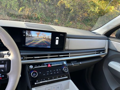 Used 2025 Hyundai Santa Fe SEL image 17