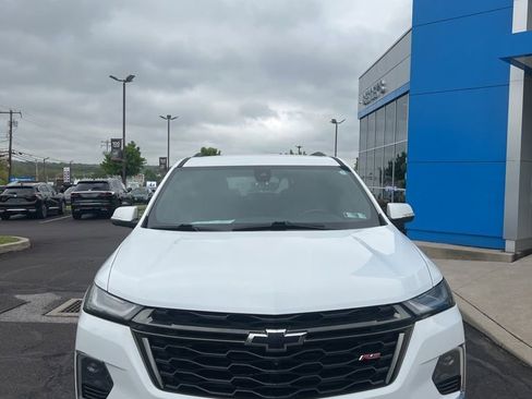 Used 2022 Chevrolet Traverse RS AWD/4WD image 9