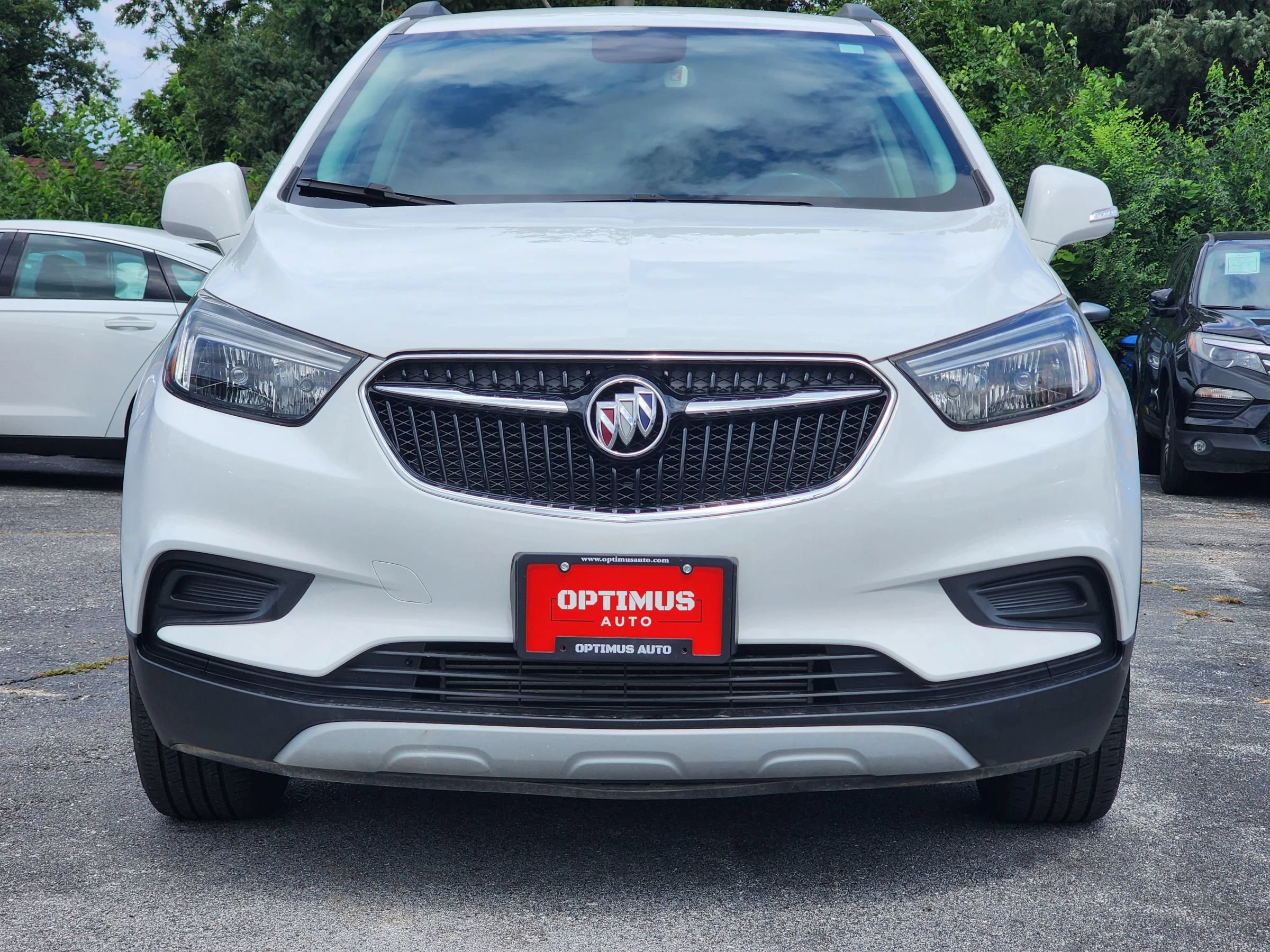 Used 2020 Buick Encore Preferred w/ Safety Package AWD/4WD image 2