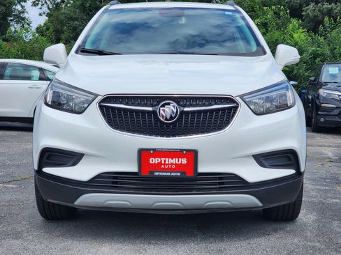 Used 2020 Buick Encore Preferred w/ Safety Package AWD/4WD image 2