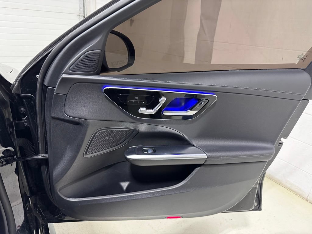Used 2023 Mercedes-Benz C 300 4MATIC Sedan image 38