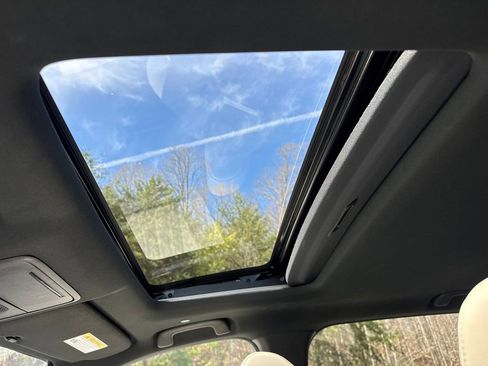 Certified 2024 Honda CR-V Sport Touring image 17