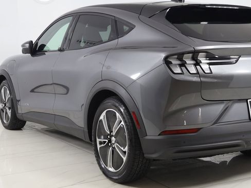 Used 2021 Ford Mustang Mach-E Select w/ Comfort/Appearance Package image 25