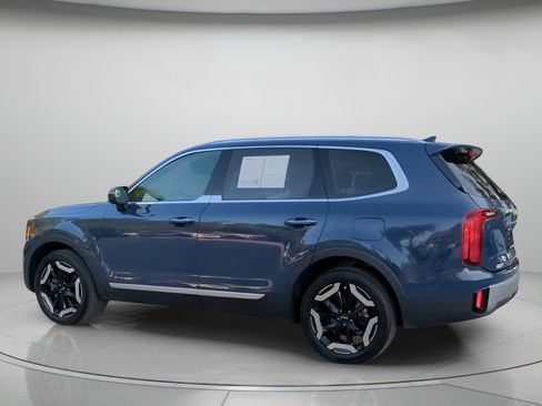 Used 2024 Kia Telluride S w/ S Sunroof Package FWD image 19