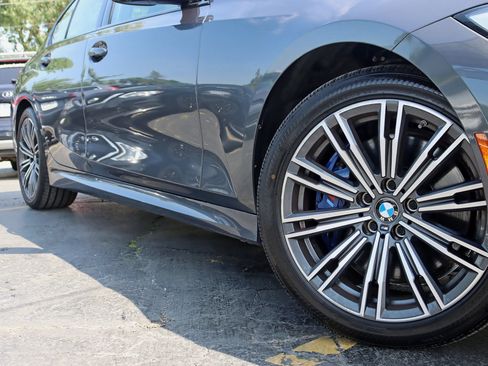 Used 2021 BMW M340i xDrive w/ Premium Package AWD/4WD image 5
