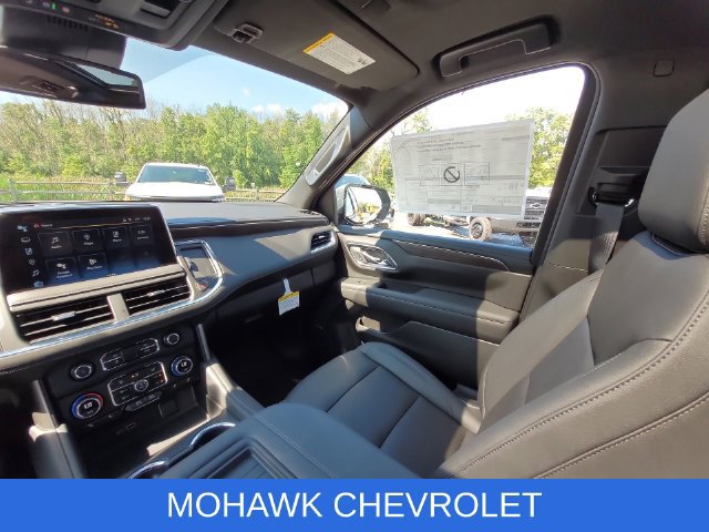 Used 2023 Chevrolet Tahoe Z71 w/ Z71 Off-Road Package AWD/4WD image 11