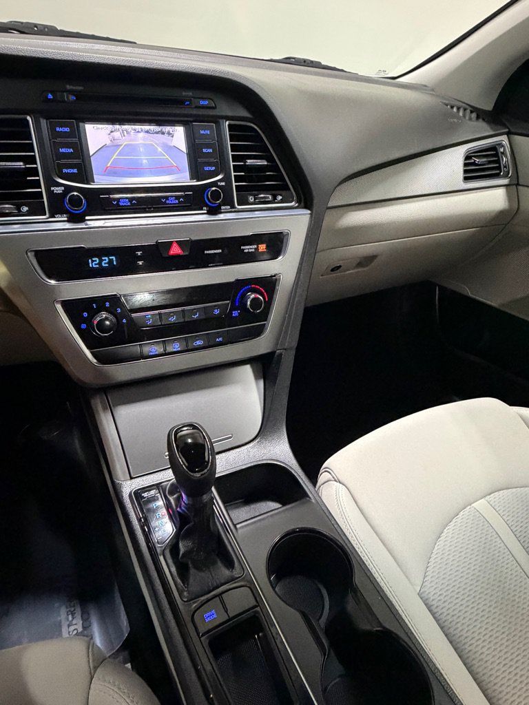 Used 2015 Hyundai Sonata ECO FWD image 13