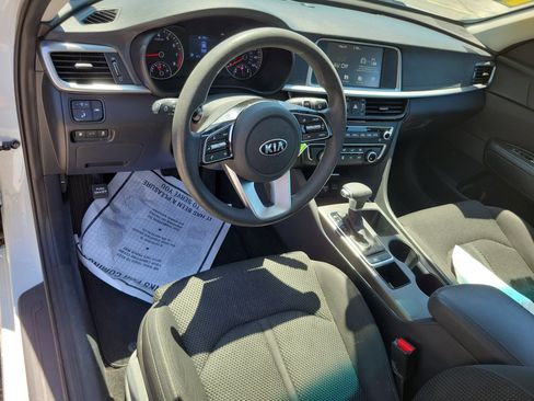 Used 2019 Kia Optima LX FWD image 12