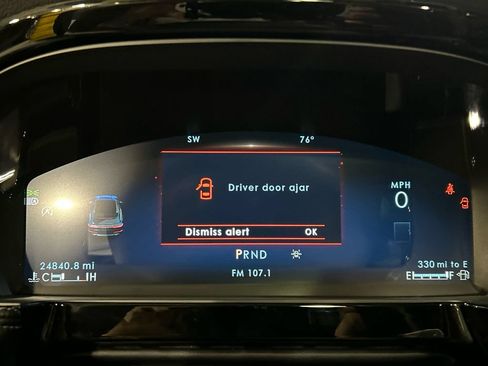 Used 2023 Lincoln Corsair AWD w/ Equipment Group 101A image 14