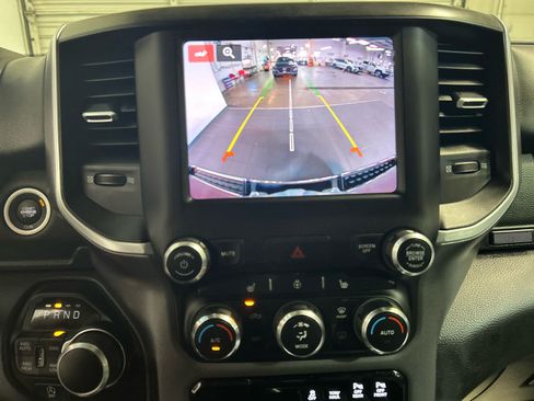 Used 2022 RAM 1500 Big Horn AWD/4WD image 5