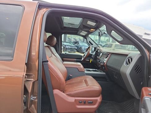 Used 2012 Ford F250 King Ranch w/ King Ranch w/Chrome Pkg AWD/4WD image 17