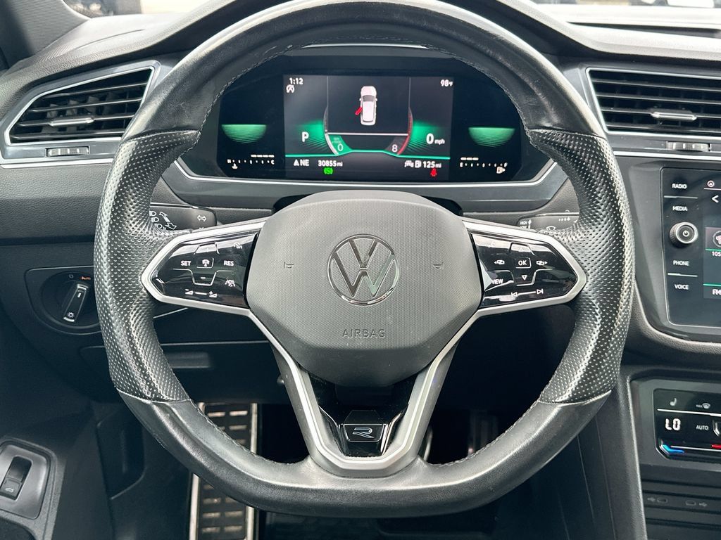 Used 2022 Volkswagen Tiguan SE R-Line FWD image 18