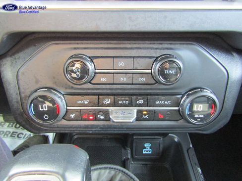 Certified 2025 Ford Bronco Outer Banks AWD/4WD image 35