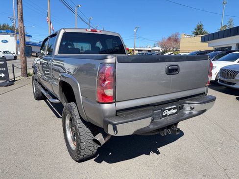 Used 2006 Chevrolet Silverado 2500 LS image 5