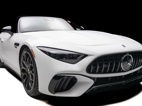 Used 2022 Mercedes-Benz SL 63 AMG 4MATIC image 41