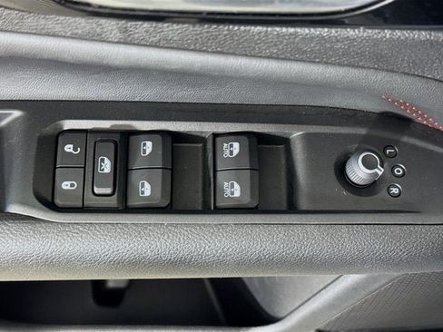 Used 2022 Jeep Compass Trailhawk w/ Trailhawk Convenience Group image 17