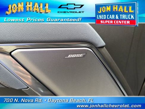 Used 2025 Chevrolet Silverado 1500 High Country w/ High Country Premium Package AWD/4WD image 26