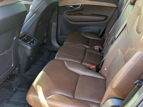Used 2022 Volvo XC90 T6 Momentum w/ Advanced Package image 20