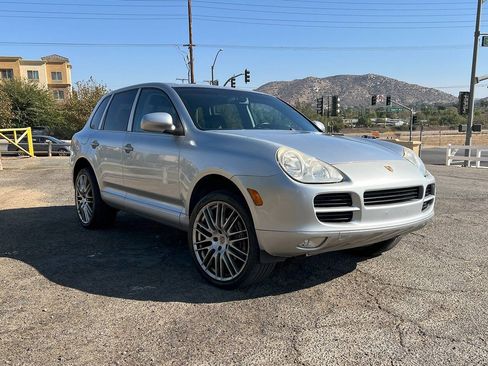 Used 2006 Porsche Cayenne image 4
