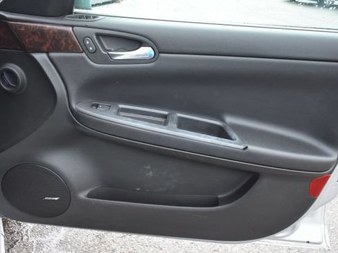 Used 2014 Chevrolet Impala LTZ FWD image 35