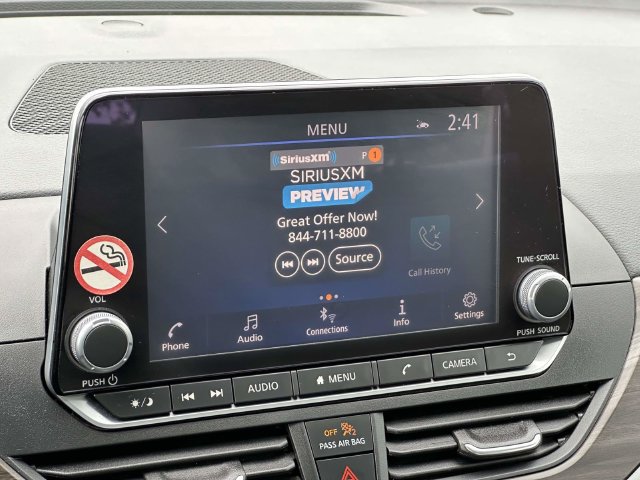 Used 2025 Nissan Altima 2.5 SV FWD image 18