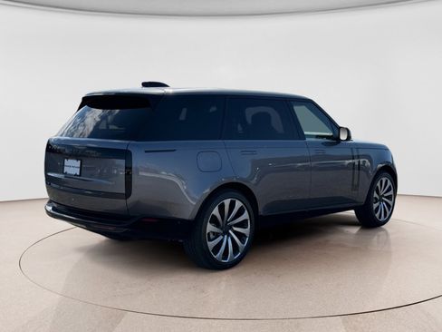 New 2026 Land Rover Range Rover Long Wheelbase SE AWD/4WD image 5