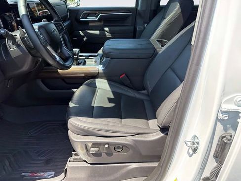 Used 2023 Chevrolet Silverado 1500 LT Trail Boss w/ LT Trail Boss Premium Package AWD/4WD image 22