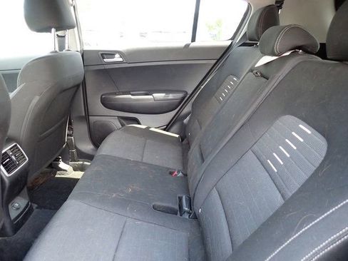 Used 2018 Kia Sportage LX AWD/4WD image 12