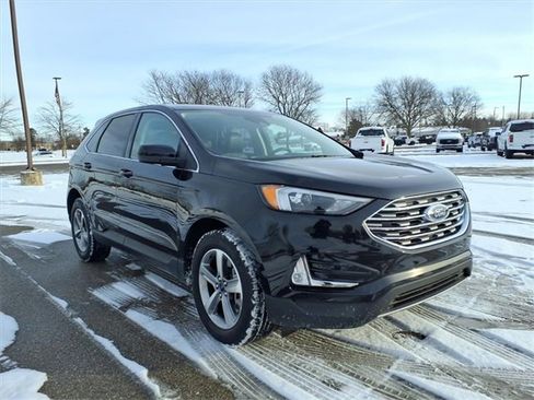 Certified 2022 Ford Edge SEL w/ Convenience Package image 3