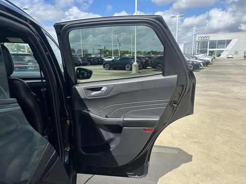 Used 2024 Ford Escape ST-Line image 30