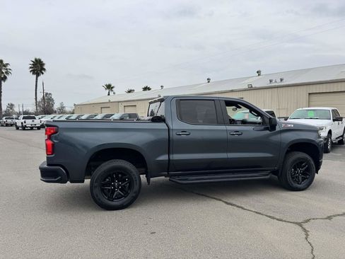 Used 2019 Chevrolet Silverado 1500 RST image 13