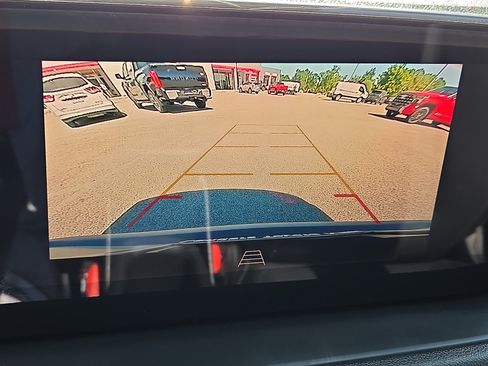 Used 2024 Buick Encore GX Preferred FWD image 18