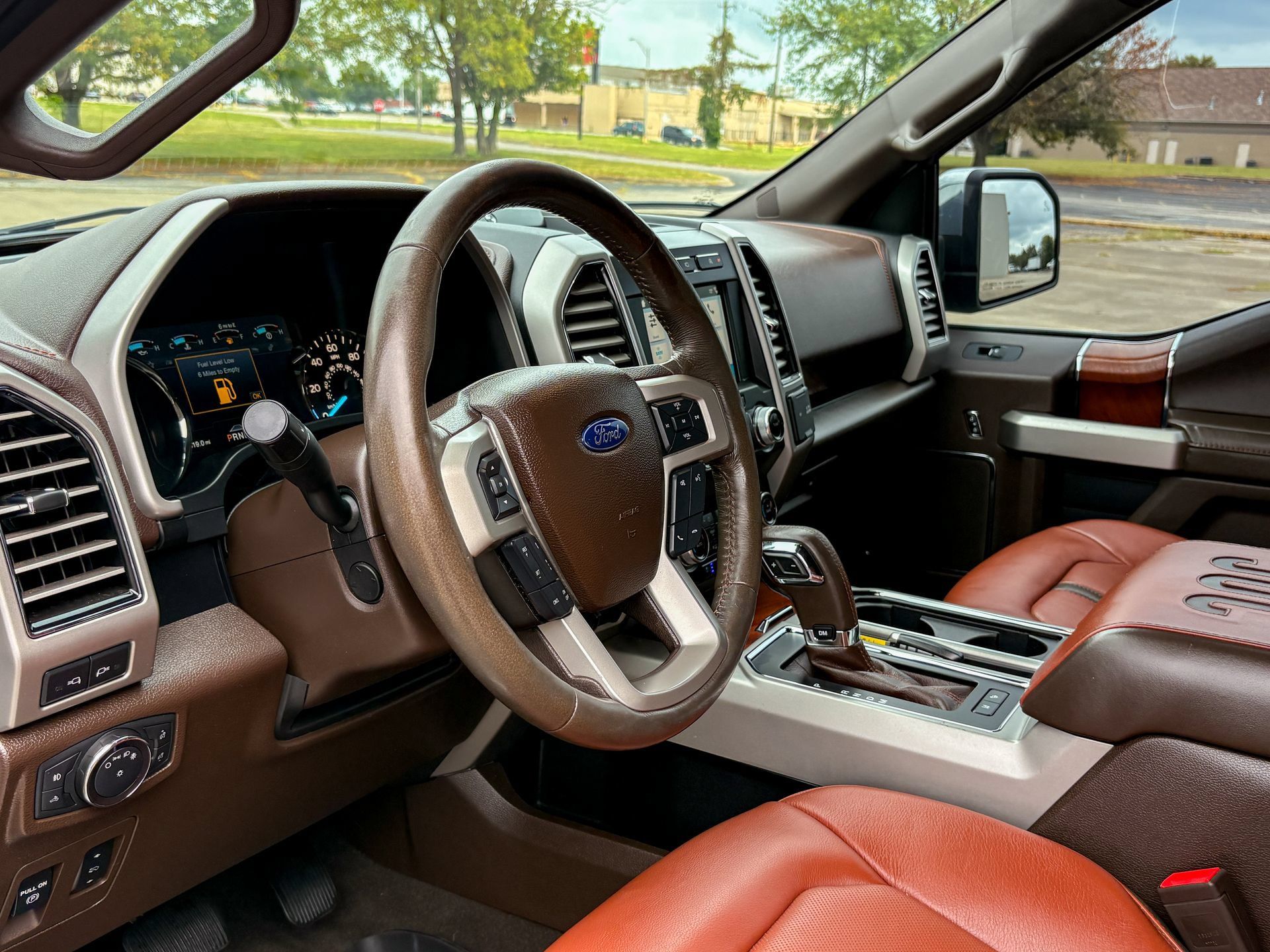 Used 2019 Ford F150 King Ranch w/ Equipment Group 601A Luxury AWD/4WD image 15