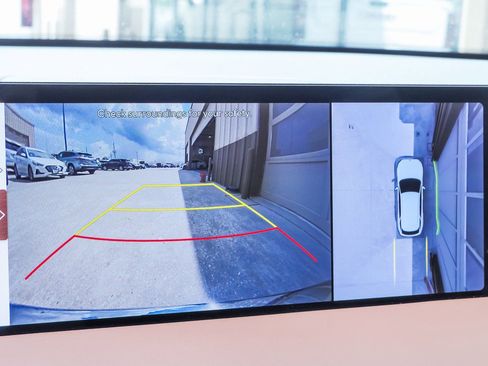 Certified 2026 Genesis GV70 2.5T Advanced image 21