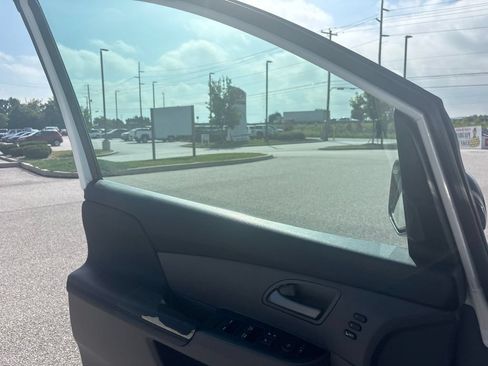 Used 2013 Honda Odyssey Touring image 33