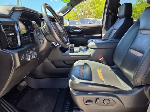 Used 2022 GMC Sierra 1500 AT4 w/ AT4 Premium Package image 15