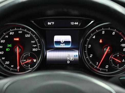 Used 2019 Mercedes-Benz GLA 250 4MATIC image 26