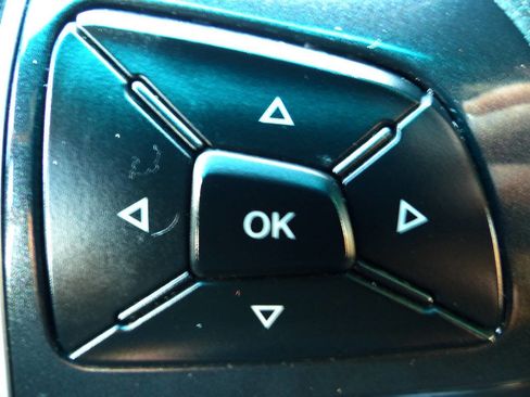 Used 2016 Ford Explorer Platinum image 29